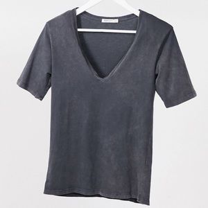 🎃Stradivarius Deep V-neck Tee Grey Acid
